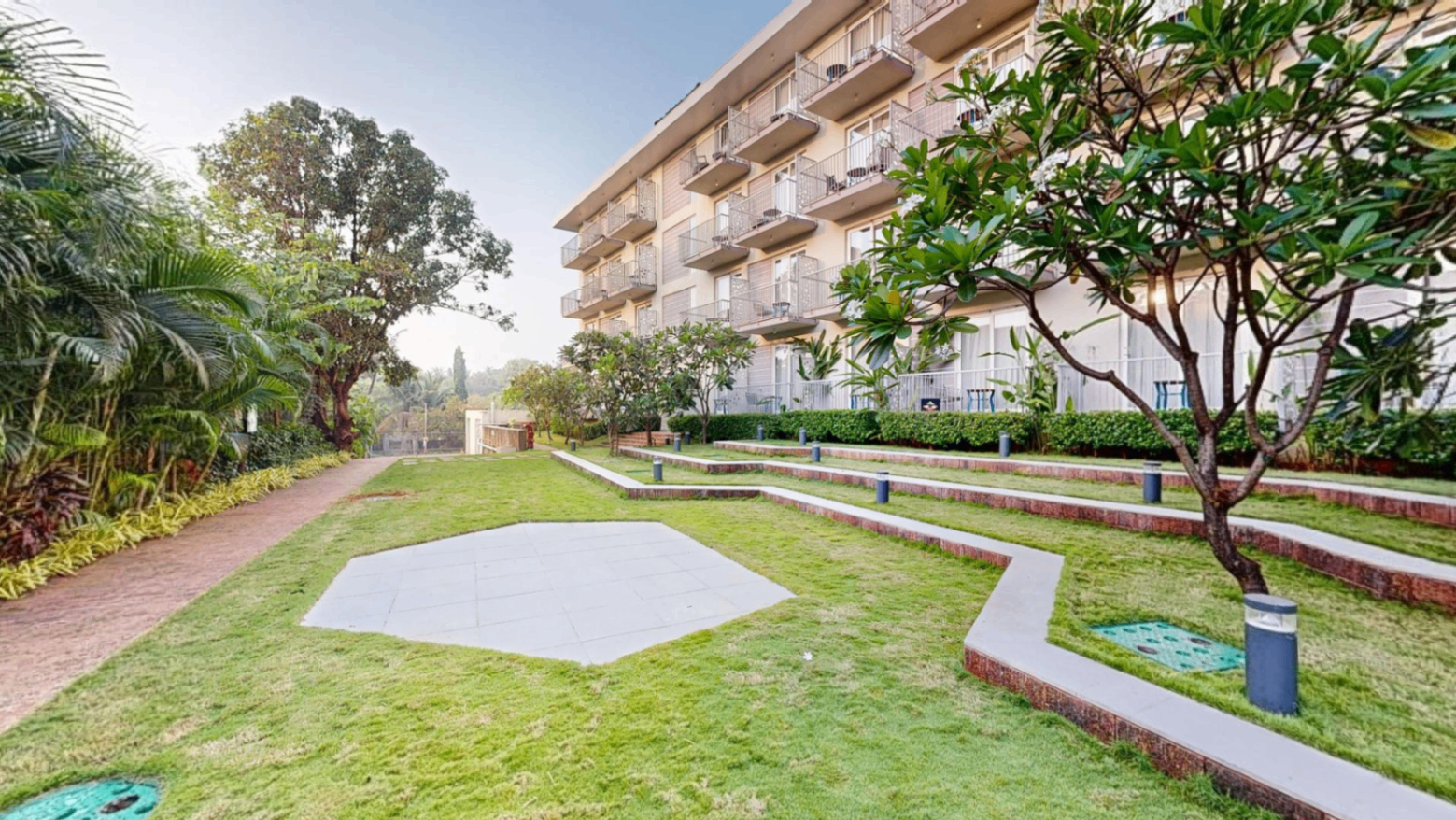 hotel-img