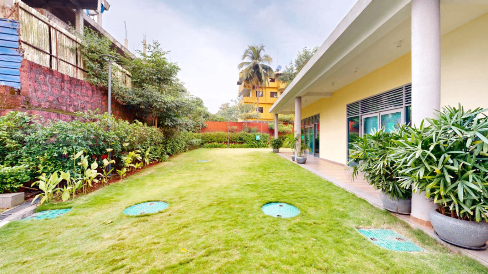 hotel-img