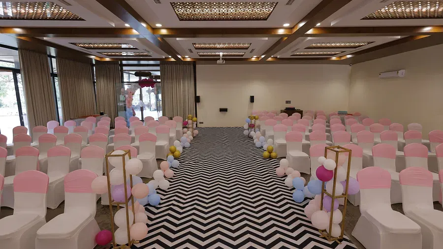 hotel-img