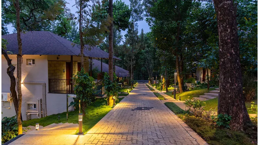hotel-img