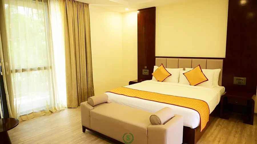 hotel-img