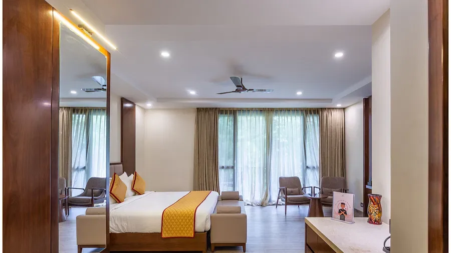 hotel-img
