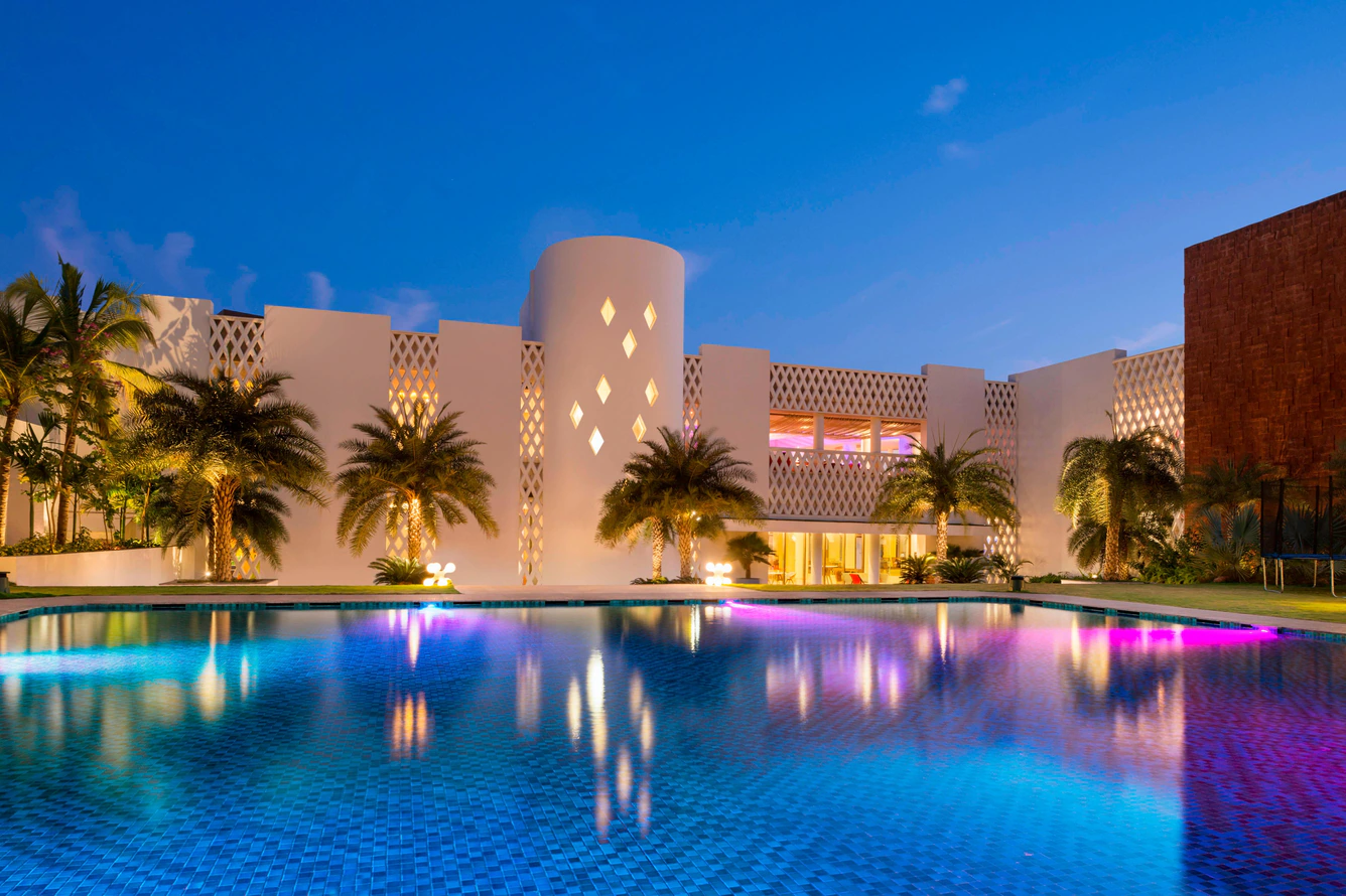 hotel-img