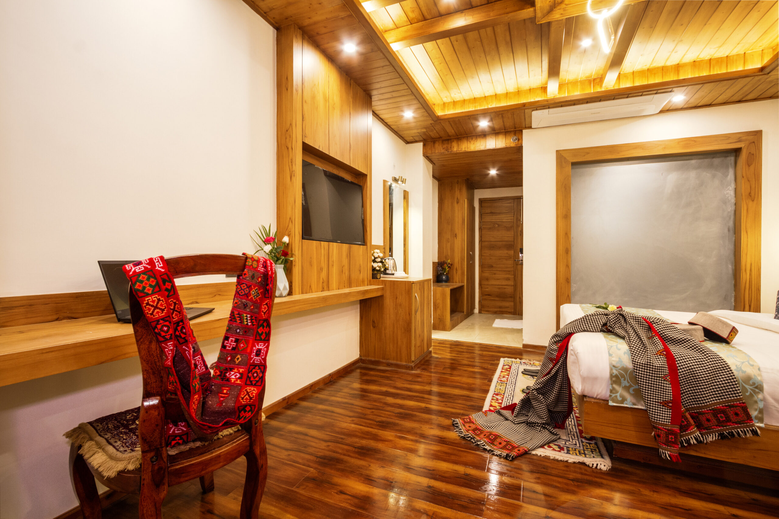 hotel-img