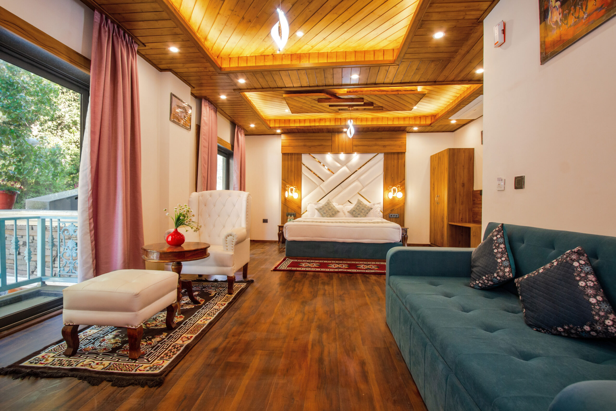 hotel-img